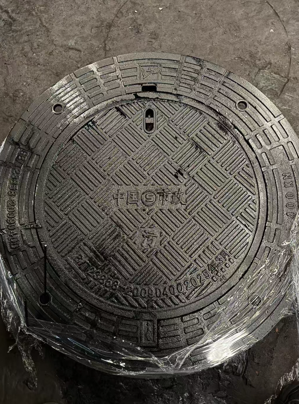 广水球墨铸铁防沉降井盖展示